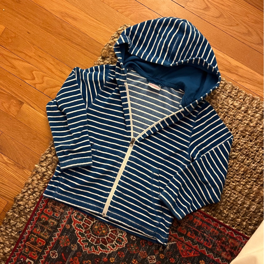 Hannah Anderson blue striped zip up